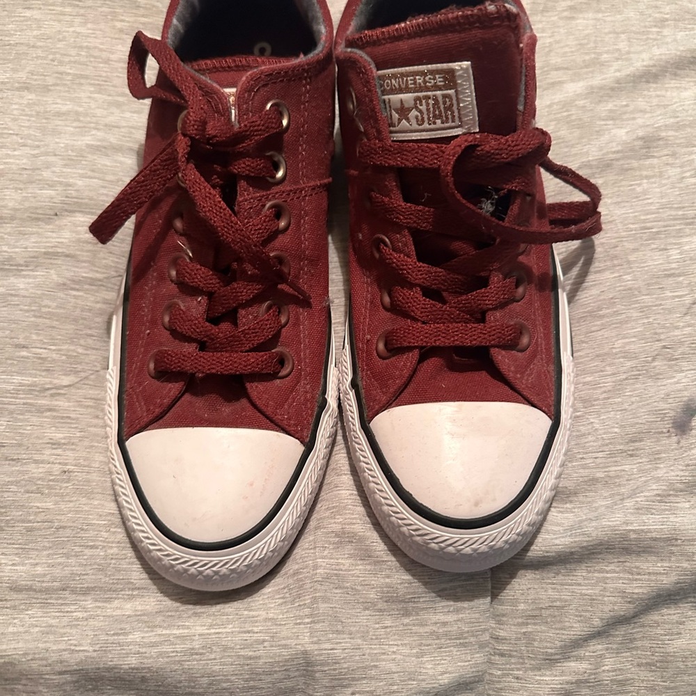 Converse Burgundy Sneakers